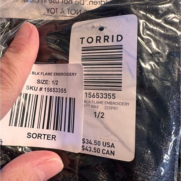 Torrid black Flame garter - Picture 4 of 7
